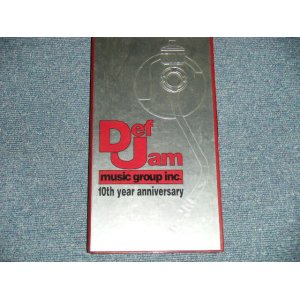 画像: Various Artists Omnibus - Def Jam Music Group 10th Year Anniversary (MINT-/MINT)  / 1995 US AMERICA  ORIGINAL Used 4 CD's set with BOOKLET  