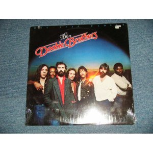 画像: DOOBIE BROTHERS  - ONE STEP CLOSER (SEALED  Cutout) / 1980 US AMERICA ORIGINAL "BRAND NEW SEALED" LP