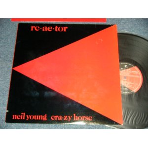 画像: NEIL YOUNG  - REACTOR ( Matrix #  A)  HS-1-2304-S2-RE-1 dg +SLM+▵921   B)   HS-2-2304-S4  dg  SLM+▵921-x ) (Ex+/MINT- Cut Out) /1981 US AMERICA ORIGINAL Used LP  with CUSTOM INNER SLE