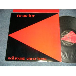 画像: NEIL YOUNG  - REACTOR ( Matrix #  A)  HS-1-2304-S3-RE-1 dg +SLM+▵921   B)   HS-2-2304-S1  dg  SLM+▵921-x ) (Ex++/MINT) /1981 US AMERICA ORIGINAL Used LP  with CUSTOM INNER SLEEVE