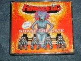 画像: FUNKADELIC- First Ya Gotta Shake The Gate (MINT-/MINT) / 2014 US AMERICA Used 3-CD's 