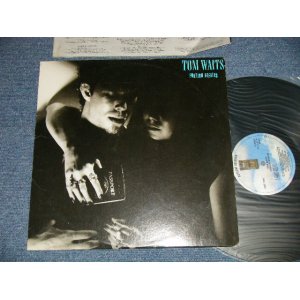 画像: TOM WAITS -  FOREIGN AFFAIRS (Matrix # A) 7E 1117  A-2 Re PRC-1-1  ESRTD 777 PRC   B) 7E 1117  B3 Re PRC-1-1  ESRTD 7717  PRC) (Ex++/MINT-) / 1977 US AMERICA ORIGINAL Used LP 