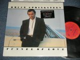 画像: BRUCE SPRINGSTEEN - TUNNEL OF LOVE ( Matrix # A) A) AL-40999-B G3 MASTERDISK  DMM D1   B) BL-40999-B1  G5 MASTERDISK  DMM E21 )  (MINT/MINT) / 1987 US AMERICA ORIGINAL "With CUSTOM INNER SLEEVE  With LYRICS "  Used  LP  