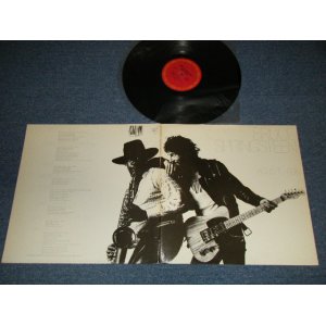 画像: BRUCE SPRINGSTEEN - BORN TO RUN ( Matrix #  A) PAL 33795-G1A  A-8 G1  B) PBL 33795-G1B G1 (H-AP)  )  (Ex++/MINT-) / 1980's US AMERICA REISSUE "with BARCODE"  Used LP 