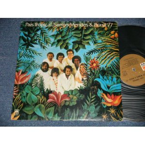 画像: SERGIO MENDES & BRASIL '77 - PAIS TROPICAL (MATRIX # A) A&M SP 4529 (RE-1) T1   B)A&M SP 4530 (RE-1) T1 ) (Ex+/MINT-)  / 1971 US AMERICA Original Stereo "BROWN LABEL" Used LP 