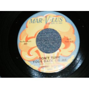 画像: JOHNNY SAYLES - A) DON'T TURN YOU BACK ON ME (MOD STYLE NORTHERN)  B) YOU TOLD A LIE (NORTHERN BALLAD) (Ex+++/Ex+++)  / 1963 US AMERICA ORIGINAL Used 7" 45 rpm Single 