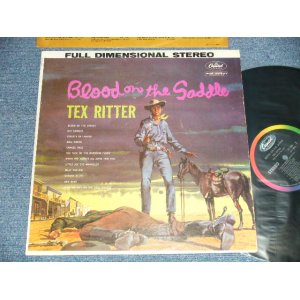 画像: TEX RITTER - BLOOD ON THE SADDLE (Ex++/Ex++, Ex+++)   / 1963 Version US AMERICA ORIGINAL 2nd Press "BLACK with RAINBOW CAPITOL LOGO on TOP Label" STEREO  Used LP  