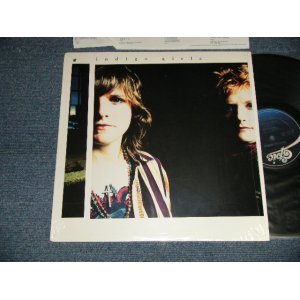 画像: INDIGO GIRLS - INDIGO GIRLS (MINT/MINT BB) / 1989 US AMERICA ORIGINAL Used LP