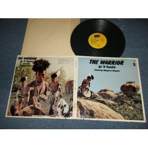 画像: IPI 'N TOMBIA Featuring MARGARET SINGANA - THE WARRIOR (AFRO NEAT / AFRO FUNK)  (Ex+/MINT- Cutout, WTRDMG) / 1975 US AMERICA ORIGINAL Used LP 