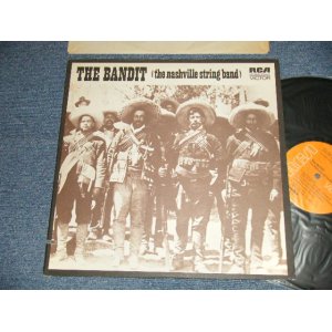 画像: The NASHVILLE STRING BAND (with CHET ATKINS, FLOYD CRAMER +More) - THE BANDIT (Ex+++/MINT- Cutout) / 1973 US AMERICA ORIGINAL Used LP