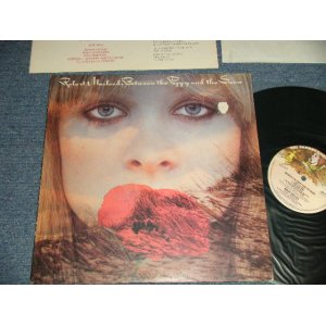 画像: ROBERT MACLEOD  - BETWEEN THE PUPPY AND THE SNOW (With INSERTS) (Ex-, Ex++/MINT- TEAROFC) / 1976 UK ENGLAND ORIGINAL Used LP