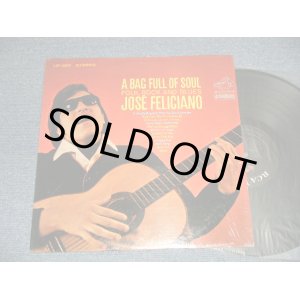 画像: JOSE FELICIANO - A BAG FULL OF SOUL (Ex+++/MINT- EDSP)  / 1966 US AMERICA ORIGINAL 1st Press "BLACK Label" STEREO Used LP