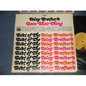 画像: ISLEY BROTHERS -  DOIN' THEIR THING (Ex/MINT- CUT OUT, EDSP) / 1969 US AMERICA ORIGINAL Used LP 