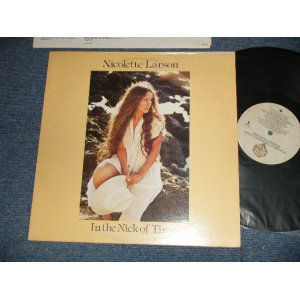 画像: NICOLETTE LARSON - IN THE NICK OF TIME (Ex+/Ex+++) / 1979 US AMERICA ORIGINAL 1st Press "LIGHT BROWN Label" Used LP