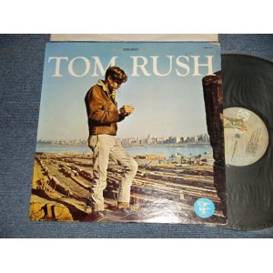 画像: TOM RUSH - TOM RUSH (1st ALBUM/DEBUT ALBUM) (Ex+/Ex++) / 1970's  US AMERICA REISSUE "Dark GREENISH Label with BUTTERFLY, Small Stylised "E" Mark label" Used LP 