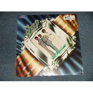 画像: MOMENTS - SHARP (SEALED) / US AMERICA REISSUE "BRAND NEW SEALED" LP