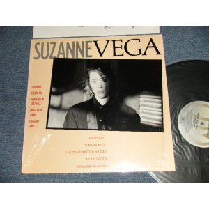 画像: SUZANNE VEGA - SUZANNE VEGA ( Matrix #  A)SPO 6 5072 A EUR 6 EDP M1 SF1 SM1 STERLING ELA-‣26856　 B)SPO 6 5072 B 1L  EUR 3 FREEDOM M1 STERLING EDP)" INDIANAPOLIS Press" (MINT-/MINT-) / 1985 US AMERICA ORIGIN Used LP 