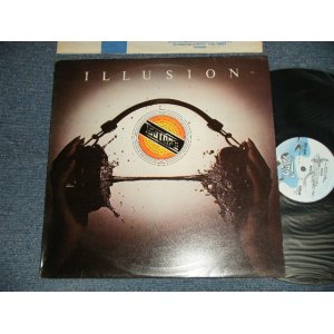 画像: ISTOPE - ILLUSION (Ex++/MINT-) / 1974 UK ENGLAND ORIGINAL Used LP 