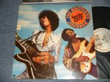 画像: The BROTHERS JOHNSON - LOOK OUT FOR #1 (With CUSTOM INNER) (Ex++/MINT-)/ 19?? US AMERICA REISSUEUsed LP