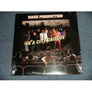 画像: MASS PRODUCTION - IN A CITY GROOVE (Sealed) / 1982 US AMERICA ORIGINAL "BRAND NEW SEALED" LP 