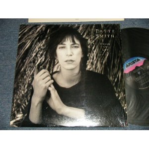 画像: PATTI SMITH - DREAM OF LIFE (With CUSTOM INNER) (MASTERDISK-DMM) (Ex+++/MINT-) / 1988 US AMERCA ORIGINAL Used LP 