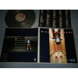 画像: LINDA RONSTADT - LIVING IN THE USA (NO CUSTOM INNER) (Ex+++/MINT-) / 1978 US AMERICA ORIGINAL Used LP