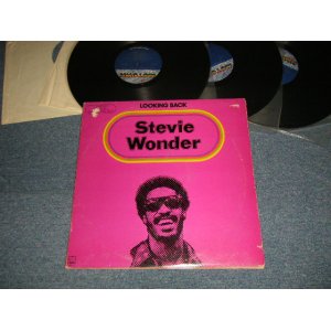 画像: STEVIE WONDER - LOOKING BACK (Ex+/MINT- BB, CutOut) / 1977 US AMERICA ORIGINAL Used 3-LP's 