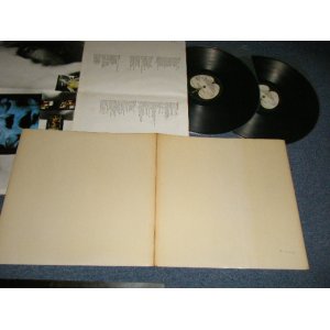 画像:  BEATLES  - THE BEATLES (WHITE ALBUM) (Matrix #) (MINT-/Ex+++ D:Ex+)(No.0302372) /1968 UK ENGLAND  "1st Press TOP OPEN Jacket" & "2nd Press 'An E.M.I. Recording' Credit Label" Used STEREO Used 2 LP (2 x BLACK Inner Sleeve + POSTER)