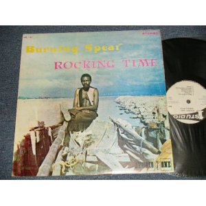 画像: BURNING SPEAR - ROCKING TIME (Ex++/Ex+++ EDSP-)  / JAMAICA REISSUE or RE-PRESS Used LP 