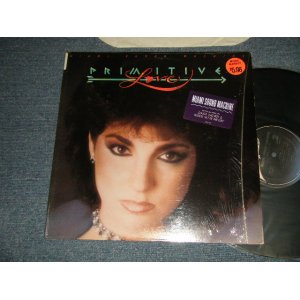 画像: MIAMI SOUND MACHINE - PRIMITIVE LOVER (MINT/MINT)  / 1985 US AMERICA ORIGINAL Used LP 