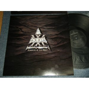 画像: AXXIS - KINGDOM OF THE NIGHT(With CUSTOM INNER)  (Ex+++/MINT- DAMAGED LABEL) / 1989 UK ENGLAND ORIGINAL Used LP