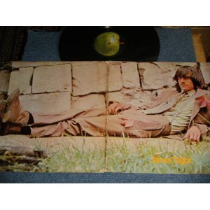 画像: JAMES TAYLOR -  JAMES TAYLOR (Matrix #A)SKAO 1 3352 B9 #2 O B)SKAO 2 3352 W1 #1 O)  "JACKSONVILLE Press in ILLINOIS"  (Ex+/Ex+++Looks:Ex+ / 1968 US AMERICA ORIGINAL Used LP