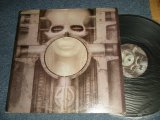 画像: E L & P EMERSON LAKE & PALMER - BRAIN SALAD SURGERY : Without POSTER (Matrix #A) ST-NC-722991-H-E- MR AT ▵18493 B)) ST-NC-722992-F-RE SRC MR  AT ▵18493-x)  "MR / MONARCH Press in CA" (Ex-/Ex+++) /  1973 US AMERICA ORIGINAL "1st Press "Large 75 ROCKFELLER Label""  Used LP