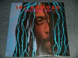 画像: Ini Kamoze - Shocking Out (SEALED BB) / 1 1988 US AMERICA ORIGINAL "BRAND NEW SEALED" LP