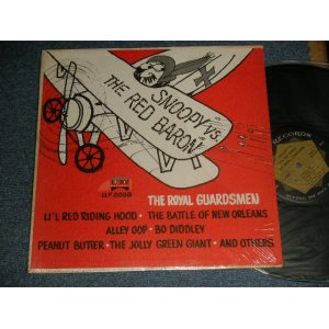 画像: THE ROYAL GUARDSMEN - SNOOPY YS. THE RED BARON (Ex+++, Ex+/Ex+ WOBC)  / 1967 US AMERICA ORIGINAL MONO Used LP 