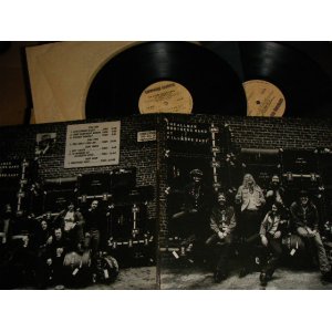 画像: THE ALLMAN BROTHERS BAND - AT FILLMORE EAST (Matrix #A)S1 2CX-0131 90801-1-B STERLING B)S  2CX-0131 90802-1-A STERLING C)S1 2CX-0131 90803-1-A  STERLING D)S  2CX-0131 90804-1-B  STERLING) "SANTA MARIA Press in CA" (MINT-/MINT- EDSP) / 1974 Version US AMERICA REISSUE "Manufacture by WARNER Bros."Used  2-LP's 