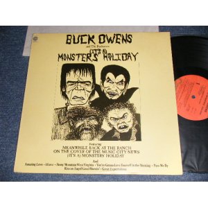 画像: BUCK OWENS And The BUCKAROOS - (IT'S) MONSETRS HOLIDAY (Ex+++/MINT-) / 1974 US AMERICA  ORIGINAL "ORANGE label" Used LP 