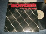 画像: ost RY COODER -  THE BORDER : Music from the Original Motion Picture Sound Track (Matrix #MCA Pressing Plant, Pinckneyville Press in ILLINOIS" ( MINT-/MINT- Cut Out )  / 1982 US AMERICA ORIGINAL  Used LP 