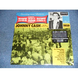 画像: JOHNNY CASH - LIVE AT TOWN HALL PARTY 1959 (SEALED) / 2003 US 180g HEAVY WEIGHT "BRAND NEW SEALED" LP