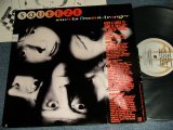 画像: SQUEZE - SWEETS FROM A STRANGER (With CUSTOM INNER SLEEVE) (Ex+/MINT-) / 1982 US AMERICA ORIGINAL / REISSUE Used  LP