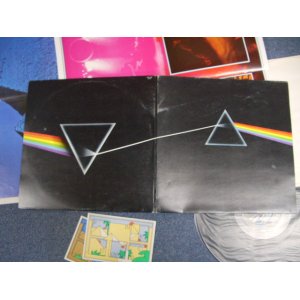 画像: PINK FLOYD - THE DARK SIDE OF THE MOON ( MATRIX NUMBER : A-10/B-9 : 2x STICKER & 2 x POSTER : VG+++/Ex+++ ) / 1973 UK ORIGINAL 2nd Press Label  Used LP