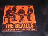 画像: THE BEATLES - SHE LOVES YOU ( BLACK Label : Ex+/Ex++ ) / 1960's  SWEDEN ORIGINAL Used 7" Single With PICTURE SLEEVE 