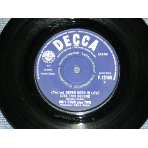 画像: UNIT FOUR plus TWO - NEVER BEEN IN LOVE LIKE THIS BEFORE  / 1965 UK ORIGINAL 7"Single