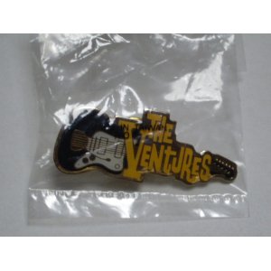 画像: THE VENTURES  BADGES / PINS JAZZMASTER w/ YELLOW THE VENTURES LOGO 