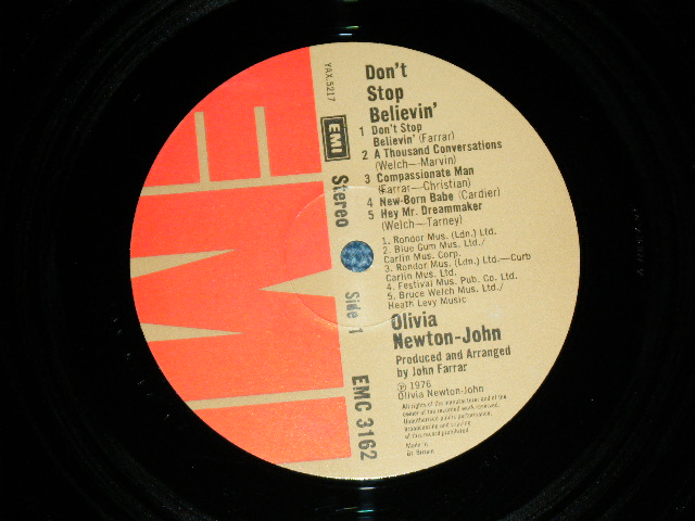 画像: OLIVIA NEWTON-JOHN -  DON'T STEP BELIEVIN' ( Ex+++/Ex+++)  /1976 UK ENGLAND  ORIGINAL Used LP 