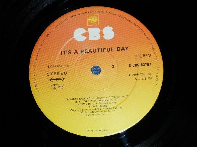 画像: IT'S A BEAUTIFUL DAY - IT'S A BEAUTIFUL DAY (Ex+/MINT-) / Late 1970's UK ENGLAND  "3rd Press Label" Used LP 