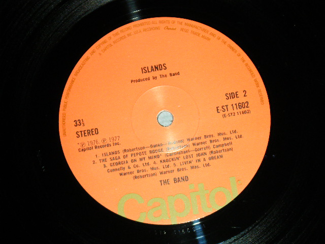 画像: THE BAND - ISLANDS ( Matrix # A)1/B)1 : MINT-/MINT-) / 1977 UK ENGLAND  ORIGINAL  "RED / ORANGE Label" Used LP 