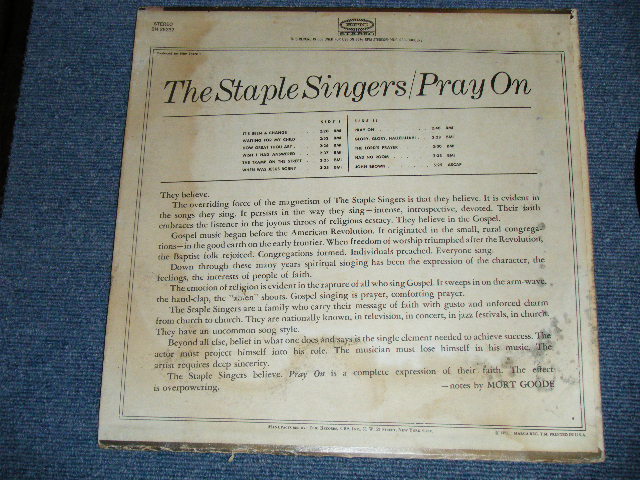 画像: The STAPLE SINGERS - PRAY ON  ( VG-/Ex+)  / 1967 US AMERICA ORIGINAL "STEREO"  Used LP 