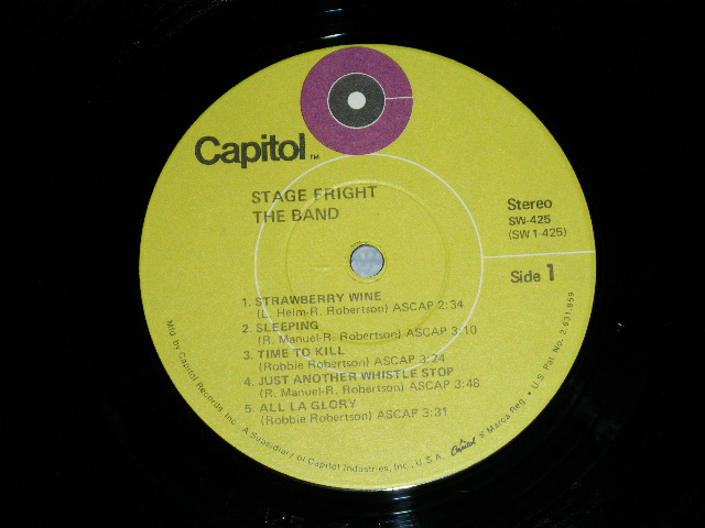 画像: THE BAND - STAGE FRIGHT( Matrix # A)SW-1-425-Z-1 #3/ B) SW-2-425 -Z-1 #2  STERLING RL ) ( MINT-/MINT-) / 1970 US AMERICA ORIGINAL  "PROMO HOLE" 1st Press "LIME GREEN with Purple Color 'C' on TOP LABEL" Used LP 