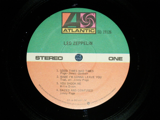 画像: LED ZEPPELIN -  LED ZEPPELIN I  ( Matrix Number A)ST-A-681461-M 1-1 /B)ST-A-681462-M 1-3 )(Ex+++/MINT-)  / 1977 US ORIGINAL REISSUE  Used LP With Original Inner sleeve